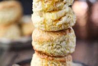 Classic Southern Buttermilk Biscuits Recipe for Flaky, Tender Biscuits