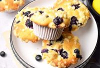 Blueberry Crumble Muffins Recipe with Streusel Topping