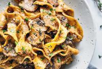 One-Pot Vegetarian Mushroom Stroganoff Recipe