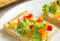 Crescent Roll Vegetable Pizza: Quick Homemade Veggie Pizza Recipe