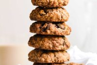 Chewy Oatmeal Raisin Cookies Recipe with Whole Grains