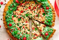 Festive Christmas Cookie Cake Recipe for Holiday Parties