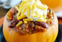 Spicy Slow-Cooker Pumpkin Chili Recipe for Cozy Fall Nights