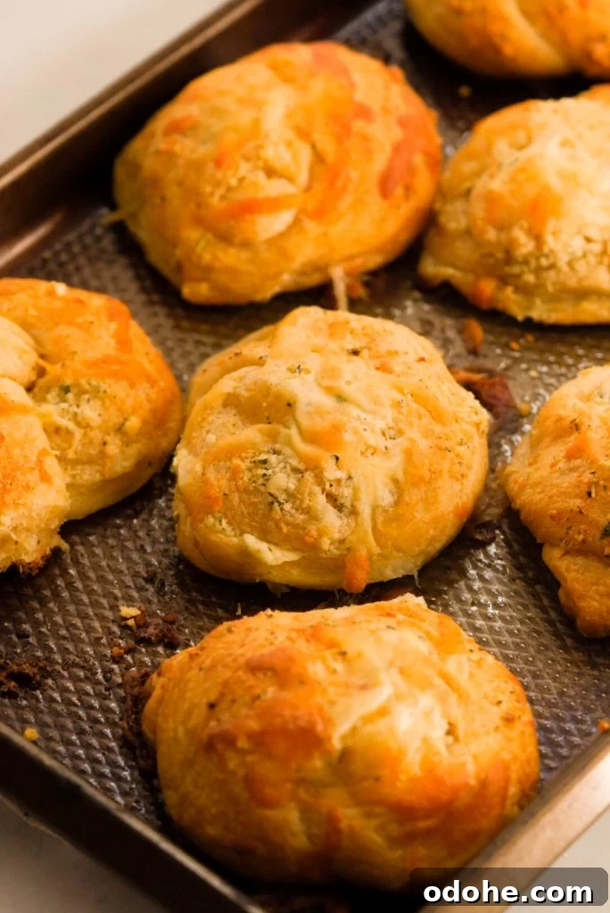 baked crescent roll garlic knots
