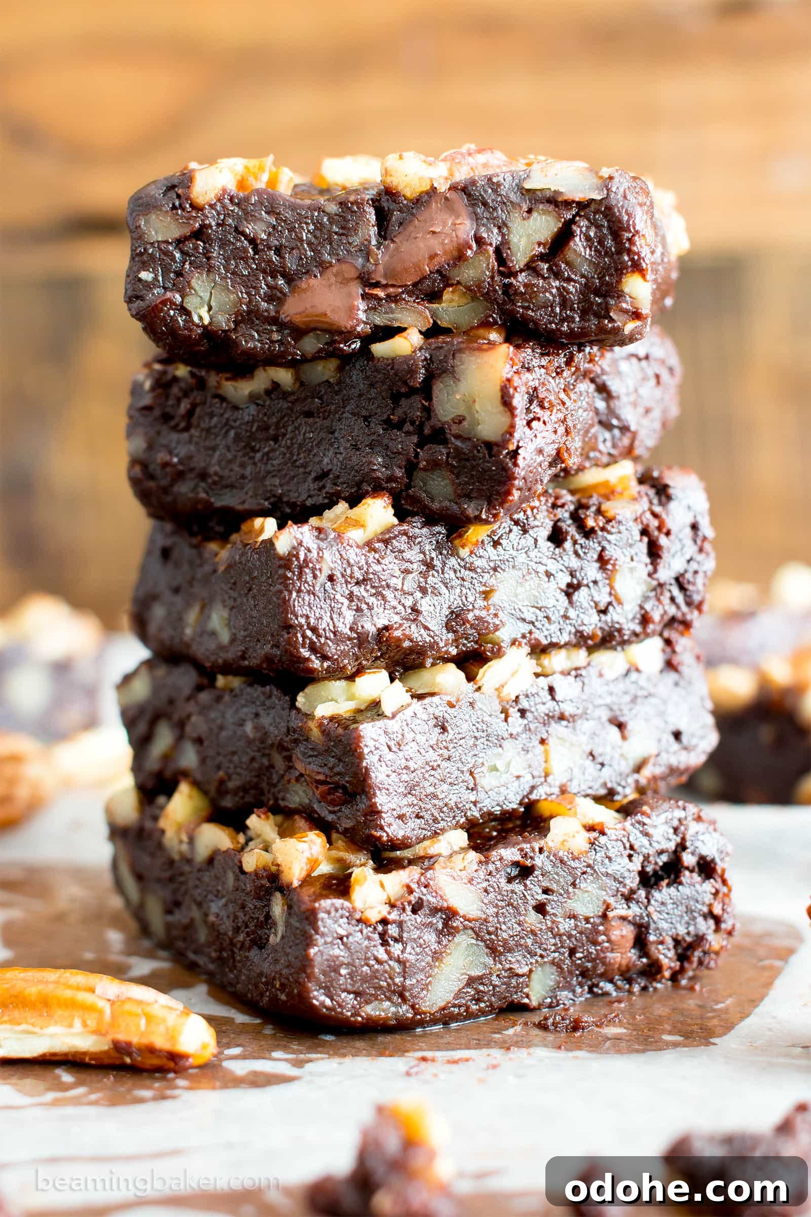 Super Fudgy Maple Pecan Paleo Brownies — Vegan, Gluten Free, Dairy-Free 2 Super Fudgy Paleo Maple Pecan Brownies (V, GF): supremely fudgy chocolate brownies topped with delightfully sweet maple pecans.