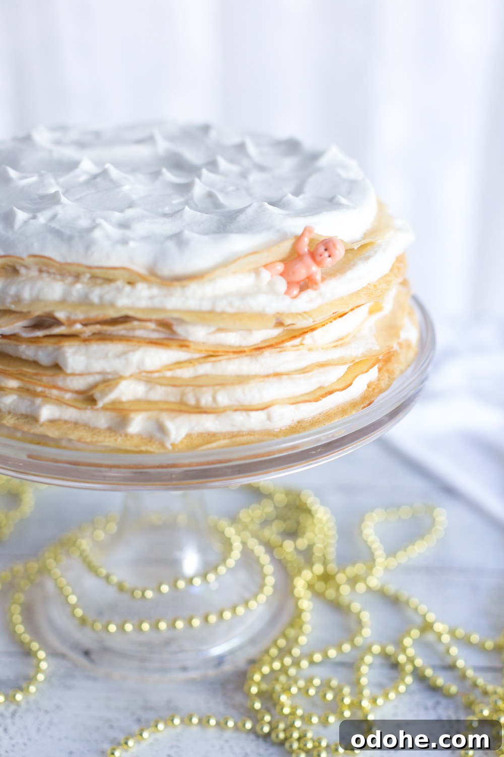 Crepe King Cake: Traditional French King Cake Made with Crepes 17 Layers of Crepe King Cake