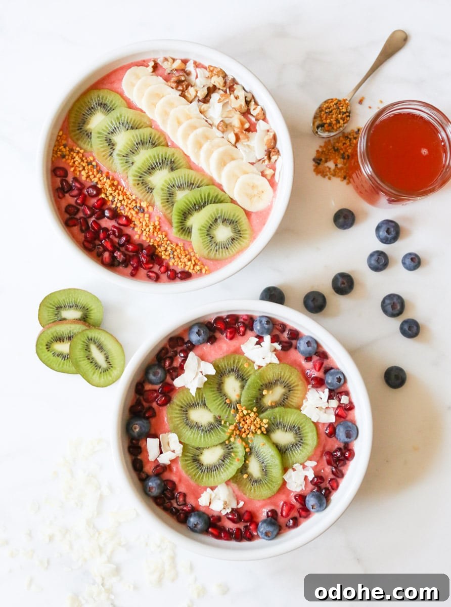 Strawberry-Mango-Kombucha-Smoothie-Bowl-4