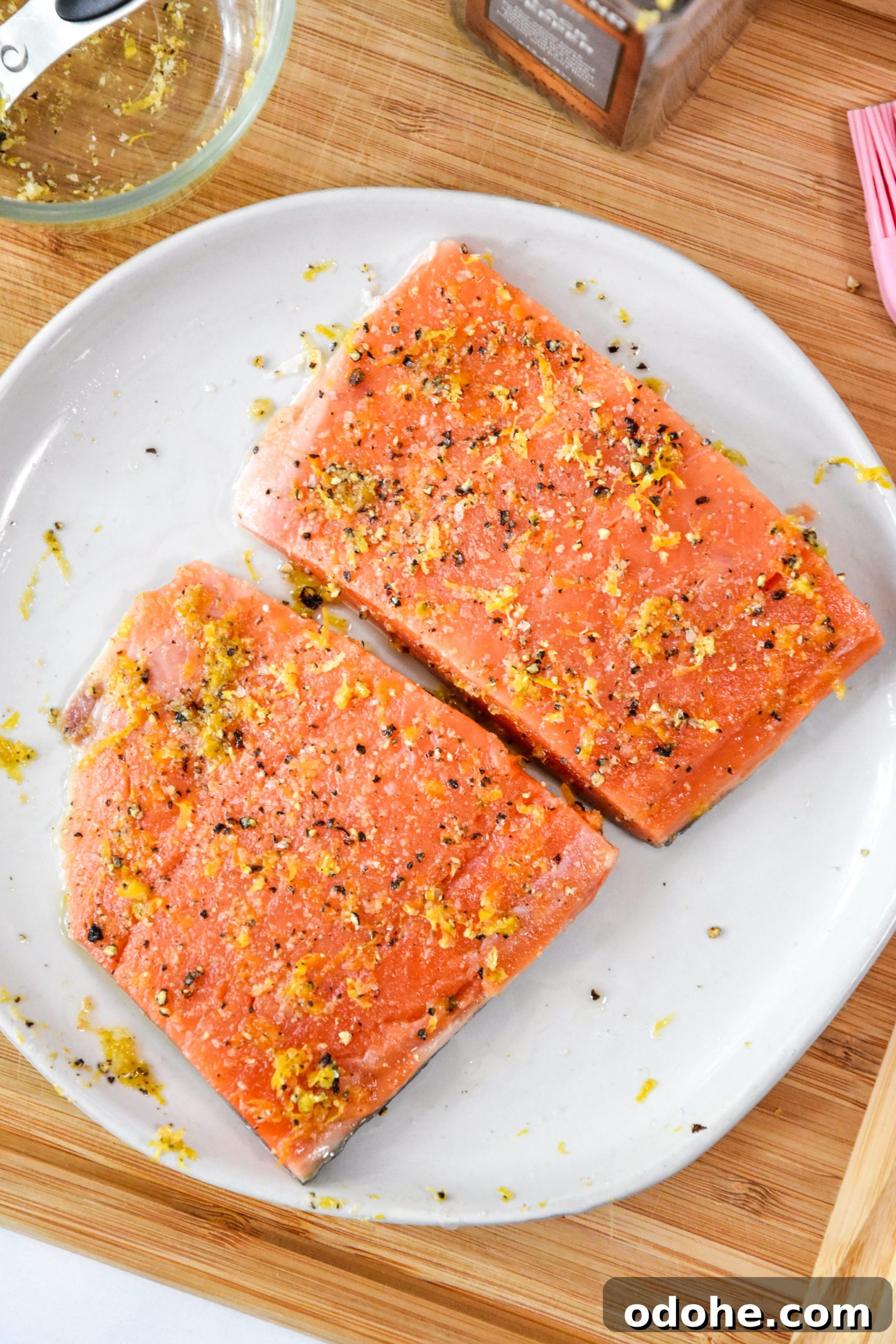 seasoned raw salmon for the air fryer lemon pepper salmon recipe.