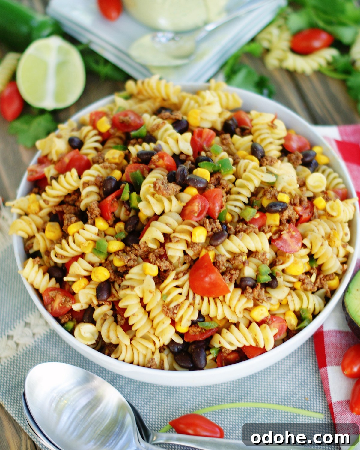 Taco Pasta Salad with Creamy Avocado Dressing 5 Toss the Taco Salad ingredients together before adding the dressing.