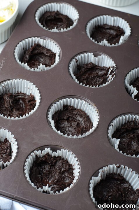Mini Red Velvet Oreo Cheesecake Bites for Parties 12 img 24516 11