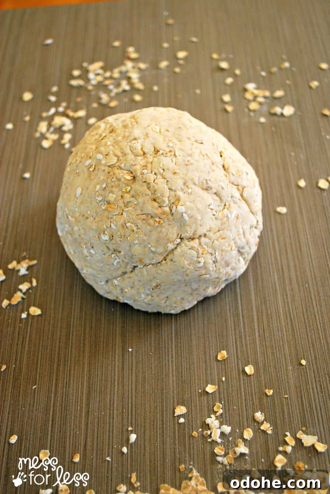 Oatmeal Playdough Recipe - Just 3 Ingredients to make this edible dough. So simple to make with kids!