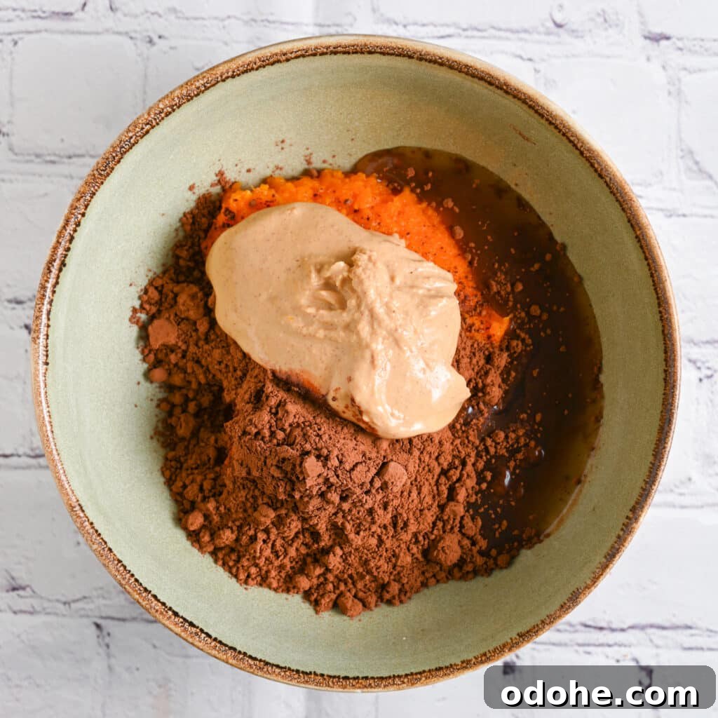 Decadent Pumpkin Fudge Brownies with Spiced Maple Glaze 4 img 29727 3