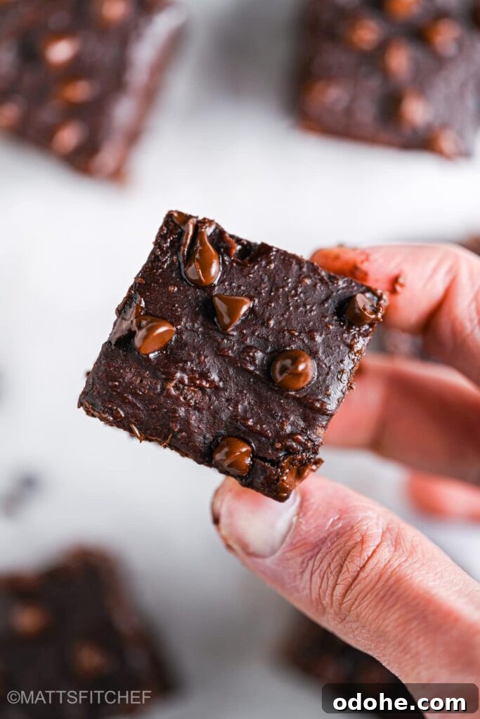 Decadent Pumpkin Fudge Brownies with Spiced Maple Glaze 7 Pumpkin Brownies Closeup