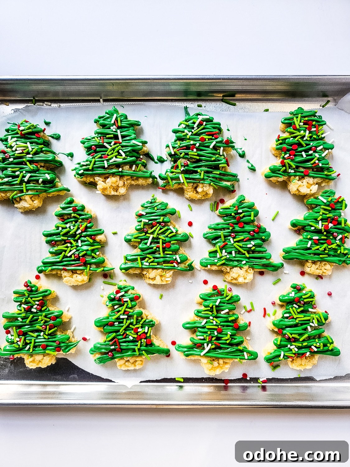 sheet pan christmas tree Krispies