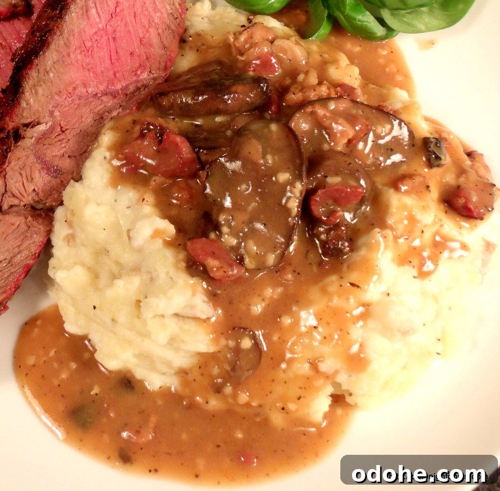 Peppered Sirloin with Bacon Mushroom Cream Sauce 6 Bacon Mushroom Sauce