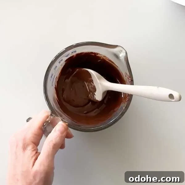 Gluten-Free Snickers Copycat Recipe: Homemade Chocolate Caramel Nougat 14 How to make gluten-free healthy homemade snickers bars with almond and oat flour and naturally sweetened with maple syrup