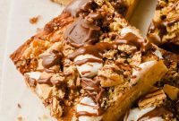 Gooey S’mores Casserole with Chocolate and Toasted Marshmallows