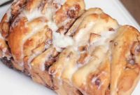 Apple Cinnamon Pull-Apart Bread Recipe